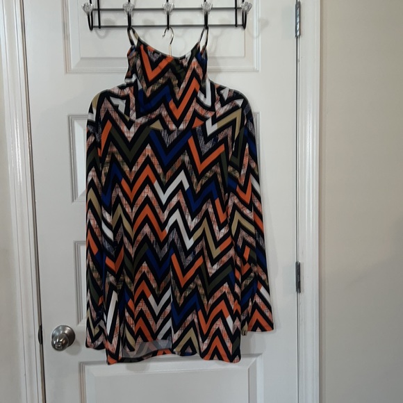 To from Ashley Stewart with built in mask. Never worn tags attached - Picture 2 of 3